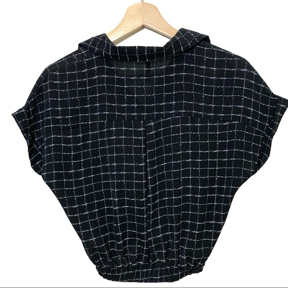 Twist Knot Cropped Top Blouse - Picture 2 of 2